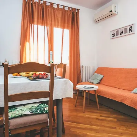 Apartman Donat *